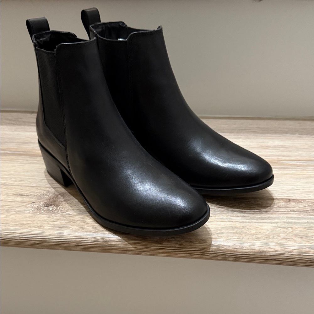 Steve Madden Black Ankle Boots shoes